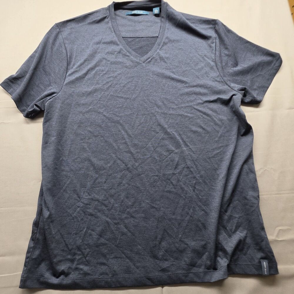 Perry Ellis Men's V-Neck T-Shirt Size XL Gray Striped Short Sleeve